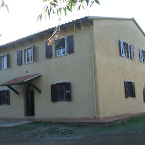 Appartamento con 2 camere da letto in edificio annesso